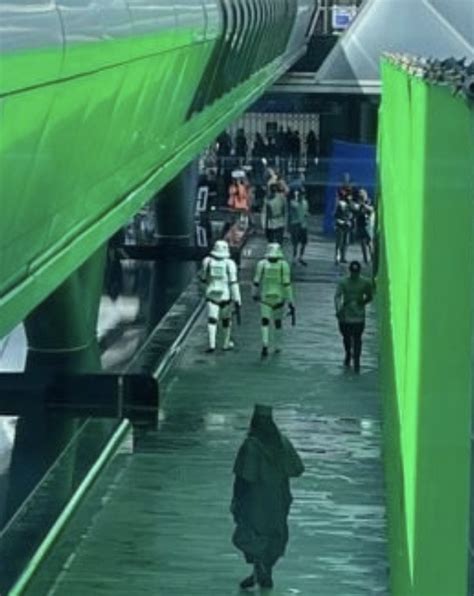 More Pictures Of Star Wars Andor Season Filming At Canary Wharf