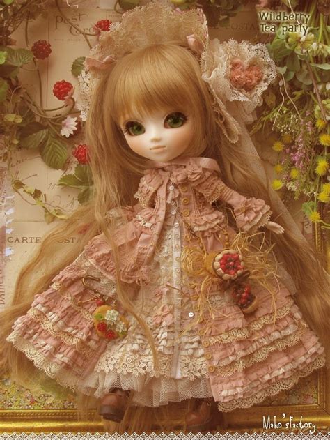 Another Beautiful Custom Pullip Doll Hair Aurora Sleeping Beauty Hanami