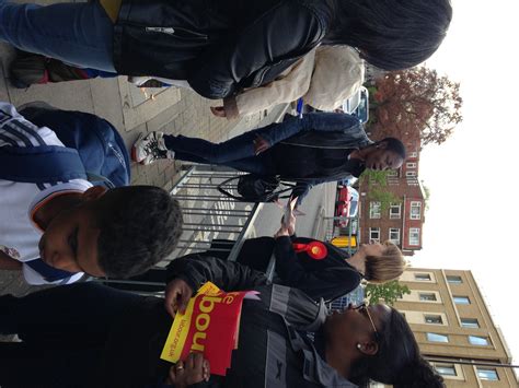 Meeting Parents at Dog Kennel Hill Primary School - Harriet Harman