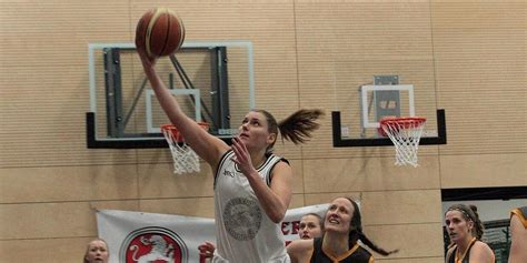 Basketball Regionalliga Damen Der Bg Litzendorf Warten Noch Auf Play