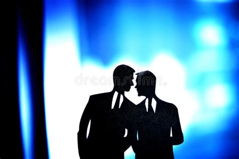 Pares Gay De La Boda De LGBT Imagen De Archivo Imagen De Tarde Elegancia 126577837