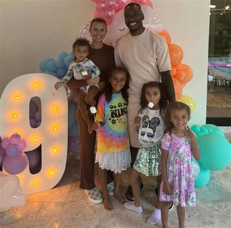 Robert Griffin Iiis Wife Grete Posts Supportive Message After His