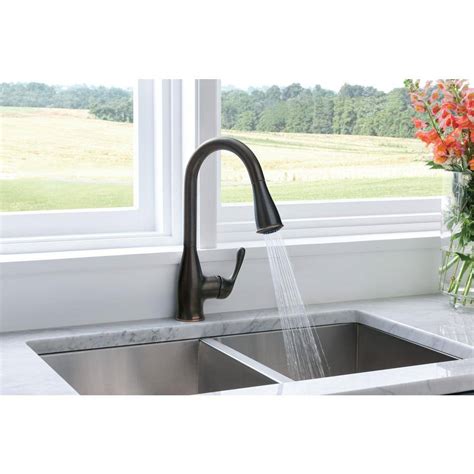 MOEN Kaden Single Handle Pull Down Sprayer Kitchen Faucet With Reflex