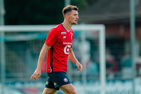 Thomas Meunier E Homme De L T Du C T Du Losc Le Petit Lillois