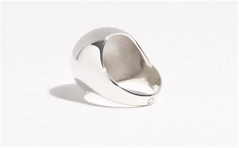 Saskia Diez Sphere Ring Kindred Black