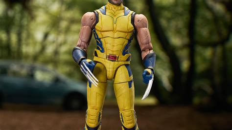 Deadpool Wolverine Marvel Select Wolverine Arrives From DST