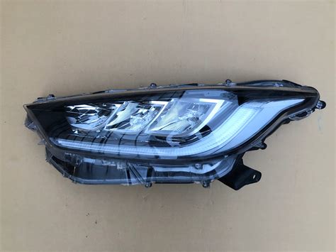 LAMPA PRAWA PRZÓD TOYOTA YARIS IV FULL LED EUROPA KOITO K0 8 za 380 zł