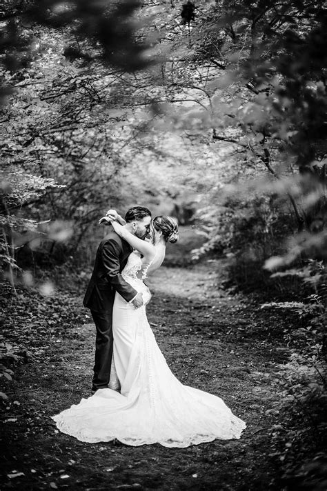 A Summer Lord Thompson Manor Wedding | Mikaela and Erik - HK ...