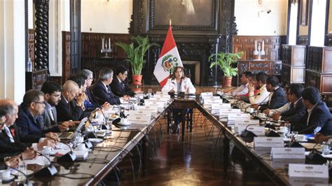 Presidenta Boluarte Sostuvo Reuni N Con Alcaldes De Puno Y Cusco