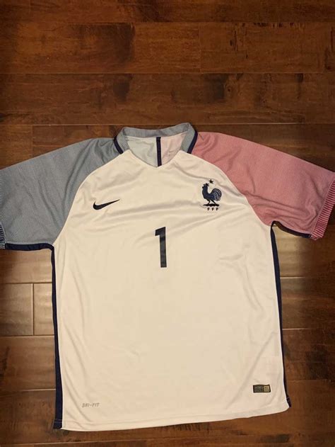 Nike France Football / Soccer Jersey Large - Gem