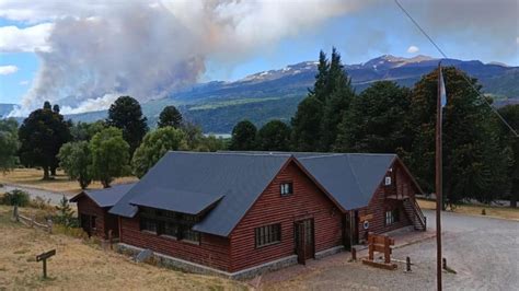 Chubut El Incendio Forestal En El Parque Nacional Los Alerces Ya