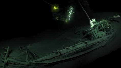 2500 Year Old Ancient Greek Shipwreck Is The Oldest Ever Discovered