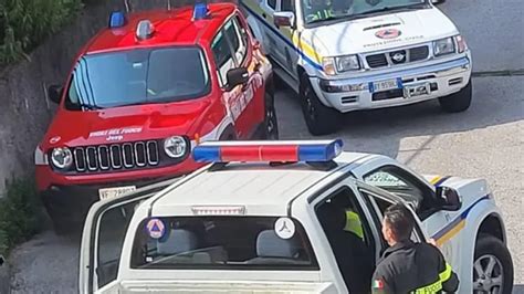 Turista Belga Disperso Sul Lago In Corso Le Ricerche