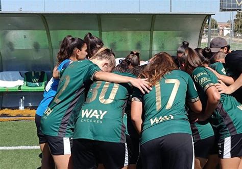 El Cacereño Femenino sin complejo de inferioridad ante el Deportivo de