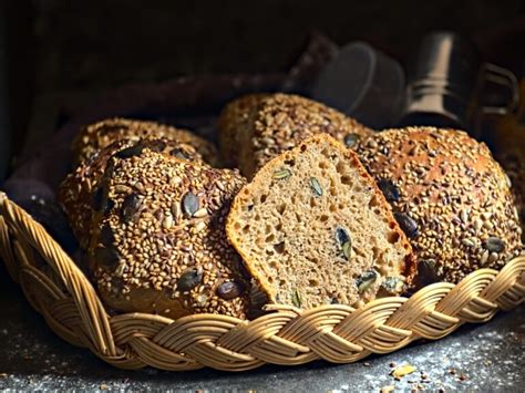 luftige Körnerbrötchen locker saftig und kernig Mach was Leckeres