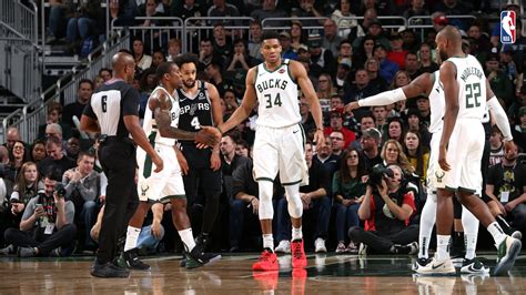 Giannis Antetokounmpo Lanza Más Triples Y Con Más Acierto Que Nunca En Los Milwaukee Bucks