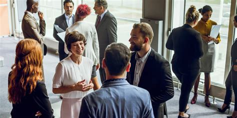 How To Make A Lasting Impression At Networking Events