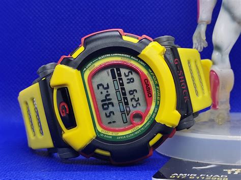 Vintage G Shock Dw002bm8 Bob Marley Rasta Mens Fashion Watches