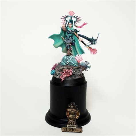 Idoneth Deepkin Isharann Tidecaster By Terry Pike Putty Paint