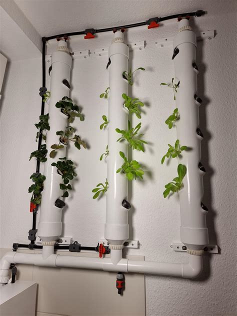 DIY Hydroponic grow towers - flow rate : r/Hydroponics