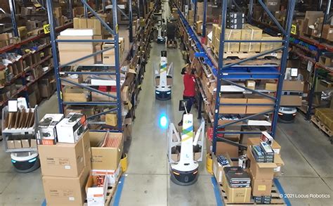 How Robots Improve the Safety and Well-Being of Warehouse Workers ...