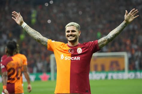 Süper Lig in 4 haftasında Galatasaray Gaziantep FK yı deplasmanda 3 0