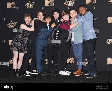 Sophia Lillis Wyatt Oleff Jack Dylan Grazer Finn Wolfhard Jeremy