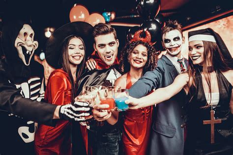 7 Fun Things For Adults To Do This Halloween