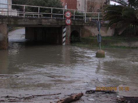 Maltempo Alluvione Lampo Nelle Marche Le Foto Da Porto Sant Elpidio