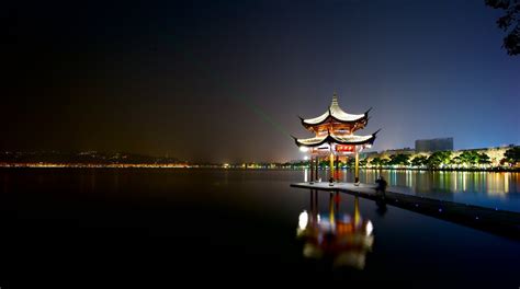 Visit Xihu: 2024 Xihu, Hangzhou Travel Guide | Expedia