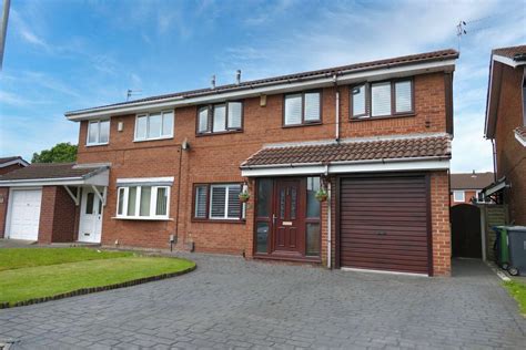 Fearnhead Warrington Wa2 4 Bed House For Sale £300 000