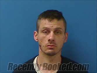 Recent Booking Mugshot For KELLY DWAYNE SIGMON In Catawba County