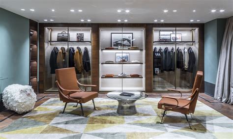 Ermenegildo Zegna Flagship Store Parigi Boutique Avenue George V