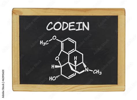 chemische Strukturformel von Codein auf einer Schiefertafel Stock Photo ...