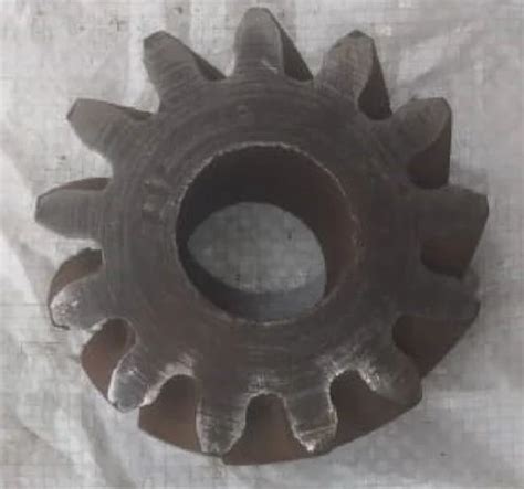 Mild Steel Heavy Vehicle Ms Helical Gear For Automobile Industry At Rs