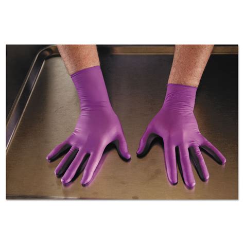 Kimberly Clark Professional 50601 Purple Nitrile Exam Gloves 310 Mm