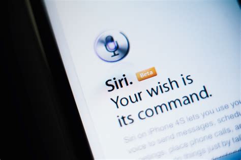 Яндекс Алиса или Siri: кто лучше, умнее, круче?