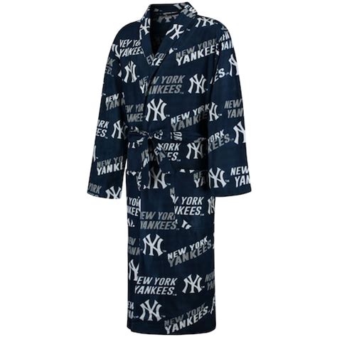 New York Yankees Apparel, Yankees Shop, Merchandise, Gear, Fanatics.com