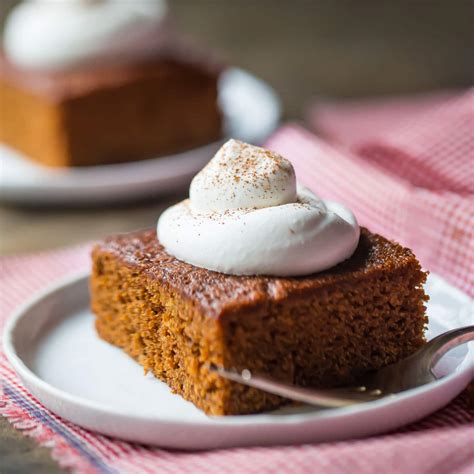 Old-Fashioned Gingerbread - Baking A Moment