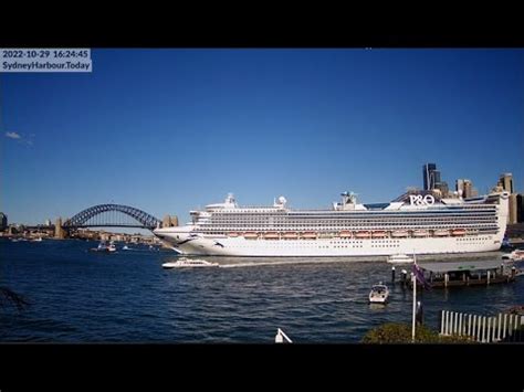 P O Pacific Adventure Leaves Paradise Harbour This Is Sydney Harbour