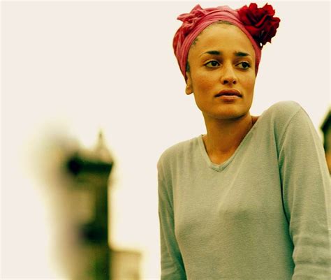 Zadie Smith Takes Us to an ‘Ungentrifiable’ North West London | Lindsay ...