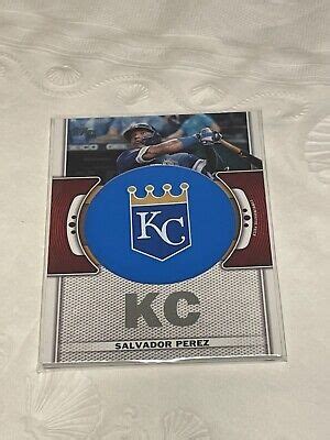 Topps Baseball Salvador Perez Commemorative Team Logo Patch Relic Card