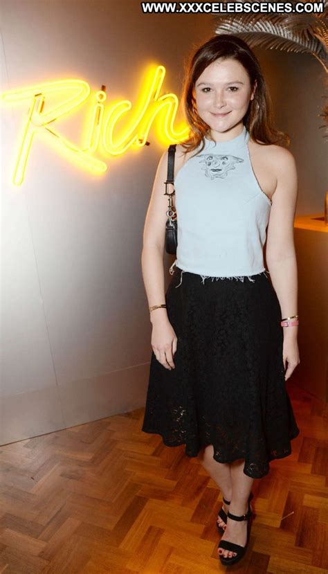 Amber Atherton Celebrity Beautiful Babe Posing Hot Paparazzi Party