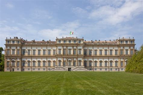 A Wide Garden Designed By Arch Piermarini Surround The Villa Reale In