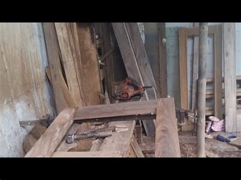 Tukang Kayu Kd Sedang Live Sekarang Merakit Rangka Pintu Youtube