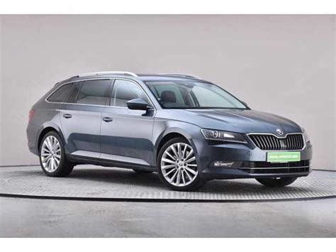 SKODA Superb Estate SE L Executive 2.0 TSI 272 PS 4x4 DSG