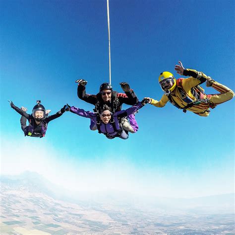 SkyDance SkyDiving - SkyDance SkyDiving