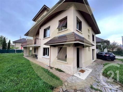 Maison à vendre 8 pièces 225 80 m2 Bourgoin Jallieu 38 RHONE