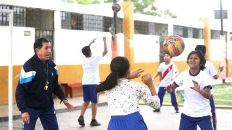 Minedu En Las Escuelas Habr Minutos Diarios Y Obligatorios De