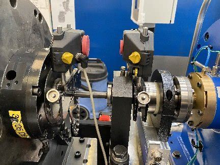 Cog Spinge Sull Acceleratore Industria